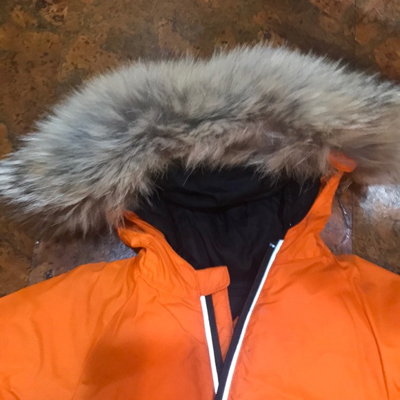 SOLD Cute jacket 6m-12m - Picture 2 of 6